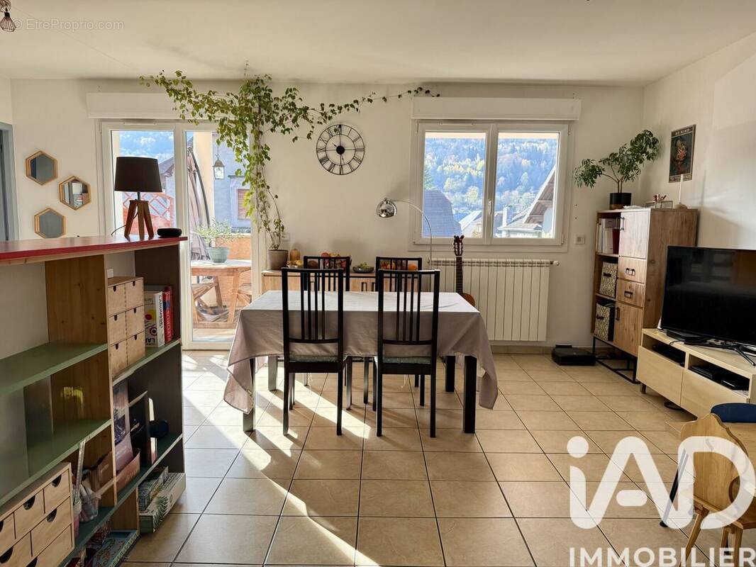Photo 1 - Appartement à SAINT-PIERRE-EN-FAUCIGNY