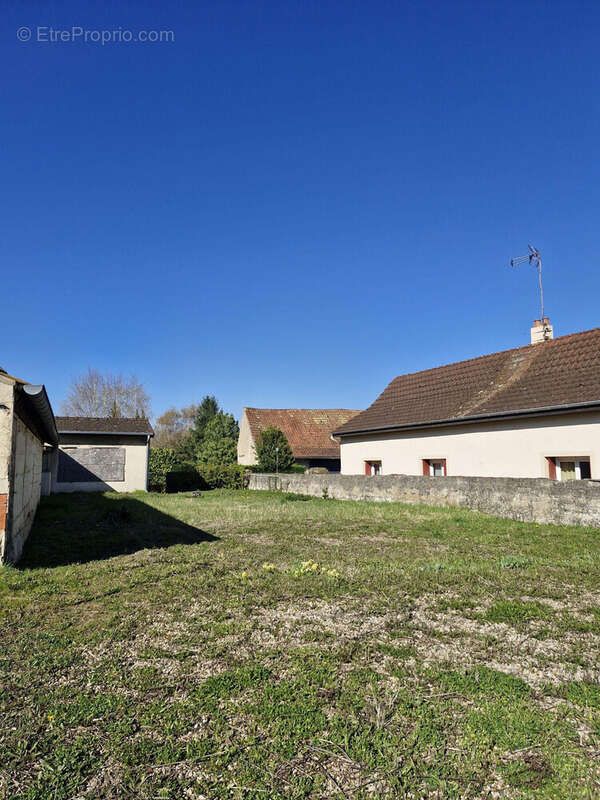 Maison 100 m² à Pierre-De-Bresse  - photo 3