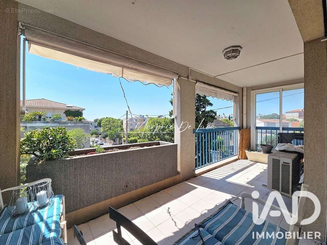 Photo 2 - Appartement à MARSEILLE-12E
