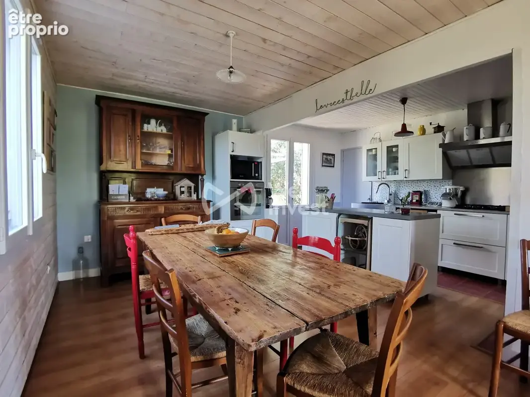 Maison 5 pièces 106 m² à vendre à Prignac-Et-Marcamps (33710) - photo 2