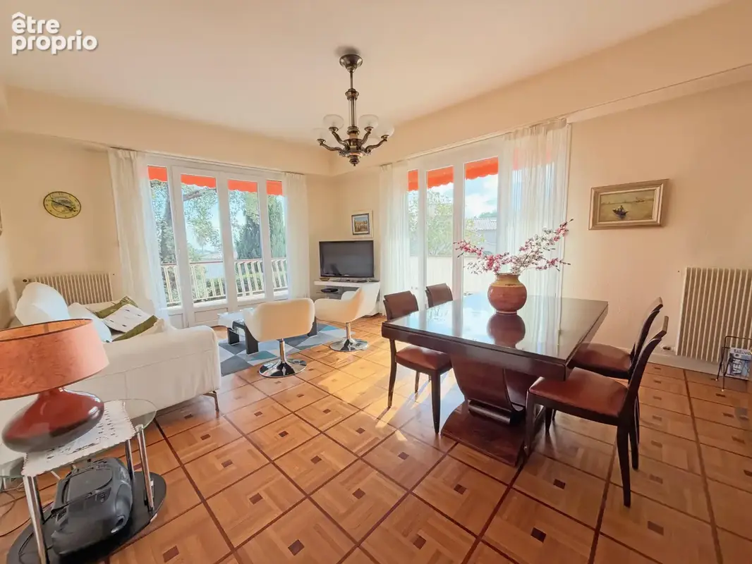 Appartement à VENCE
