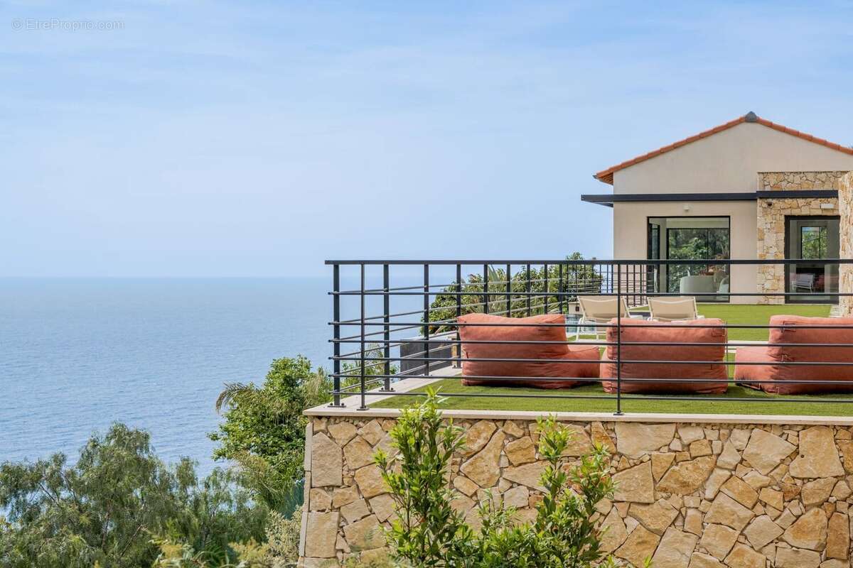 Maison à ROQUEBRUNE-CAP-MARTIN
