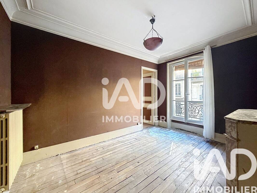 Photo 1 - Appartement à PARIS-18E