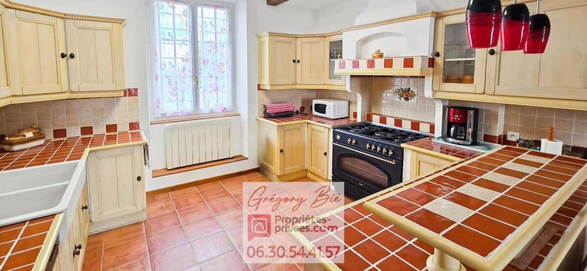 Maison à COULOMMIERS