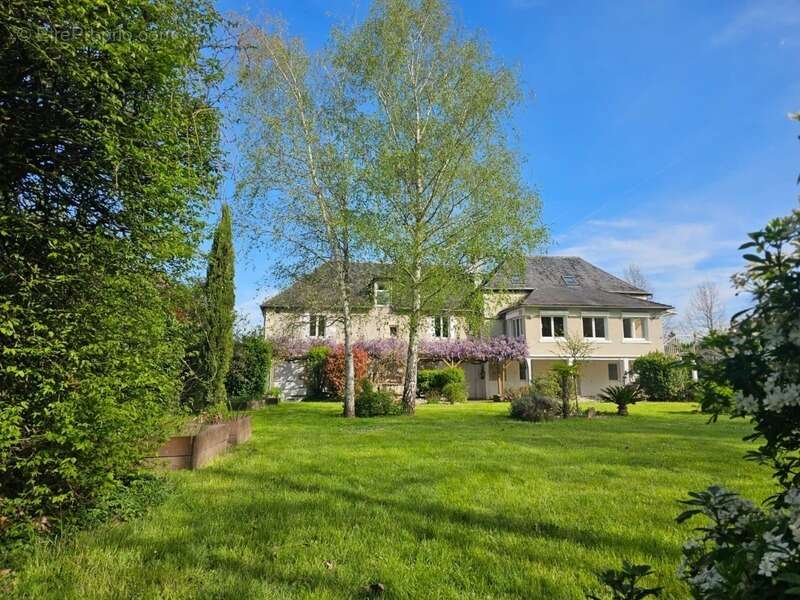 Magnifique propriété avec accès direct à la Vézère - photo 2