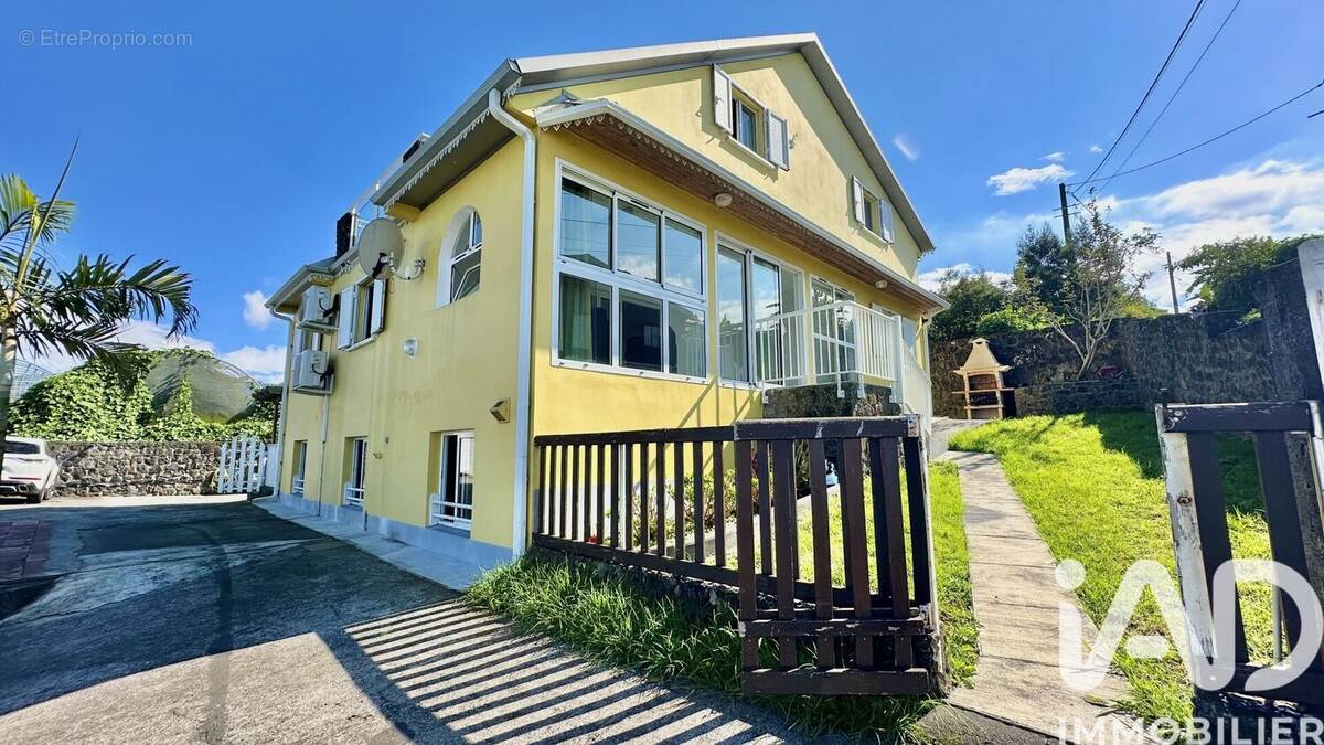 Photo 1 - Appartement à SAINT-PIERRE