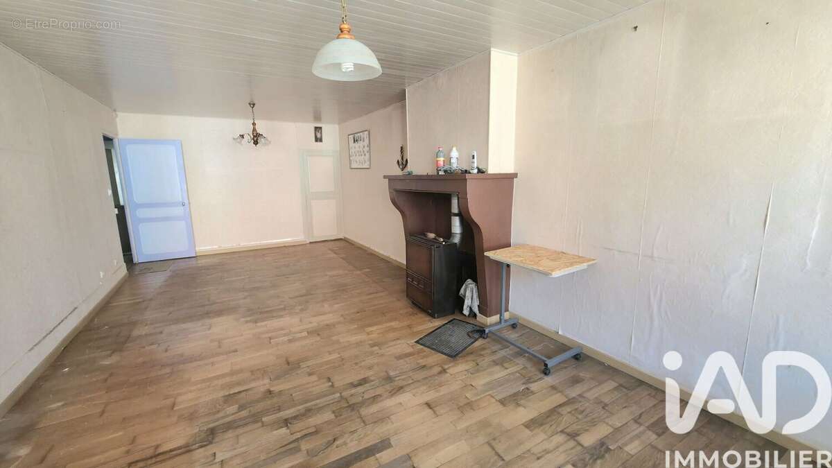 Photo 8 - Maison à CHATEAUVILLAIN
