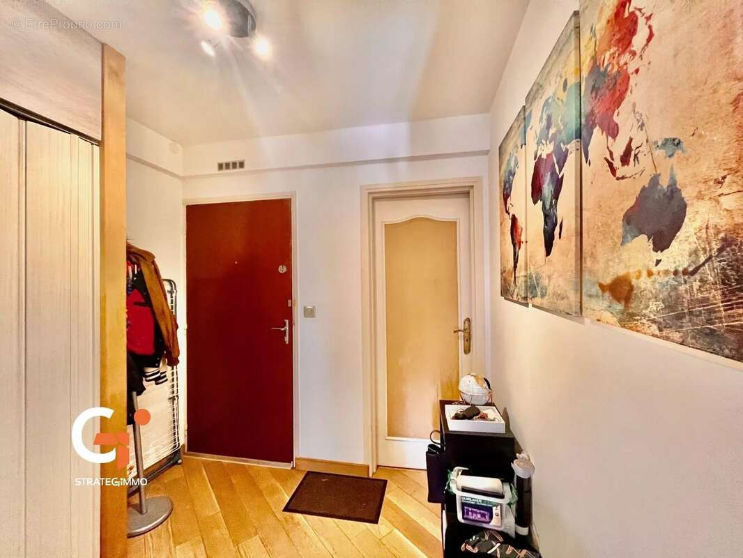 Appartement à PETIT-COURONNE