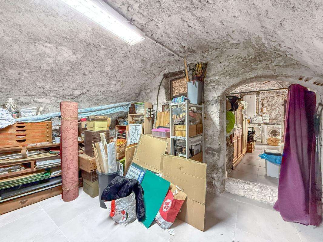 Maison à L'ESCARENE