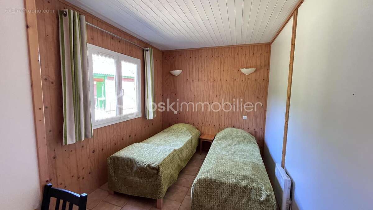 Maison à SAINT-AMAND-DE-COLY