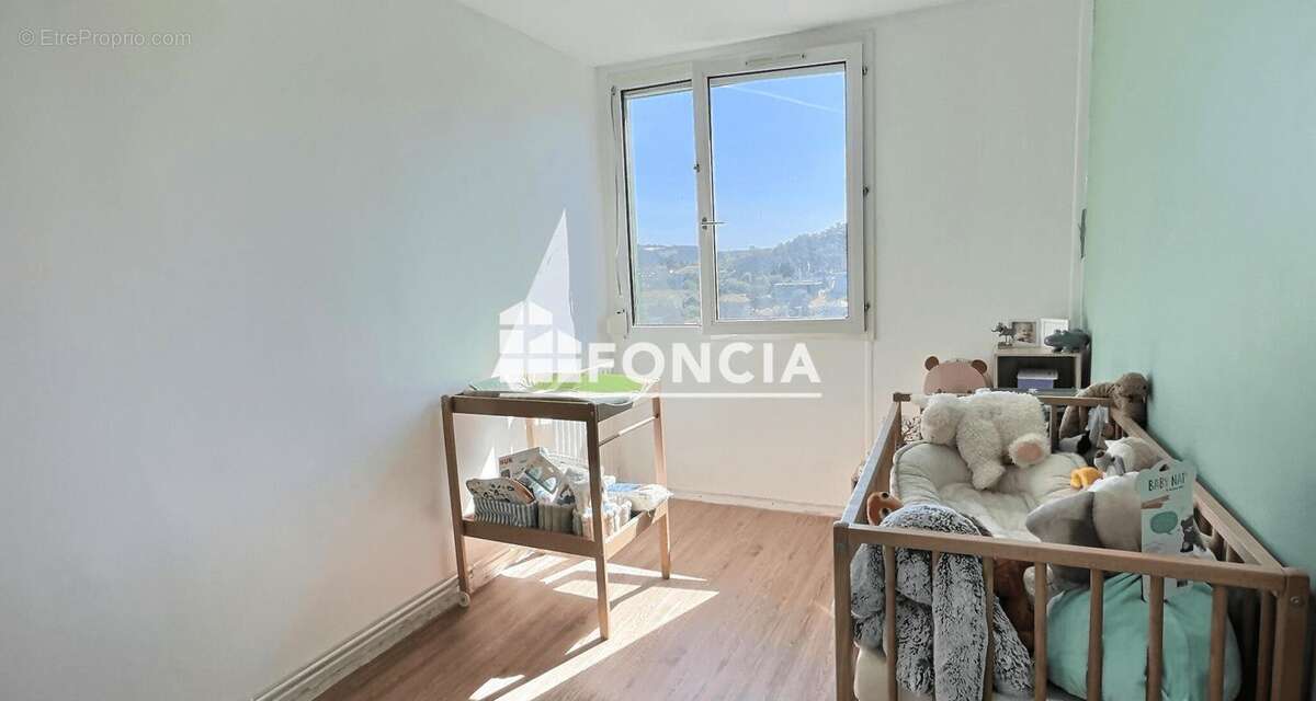 Appartement à FIRMINY