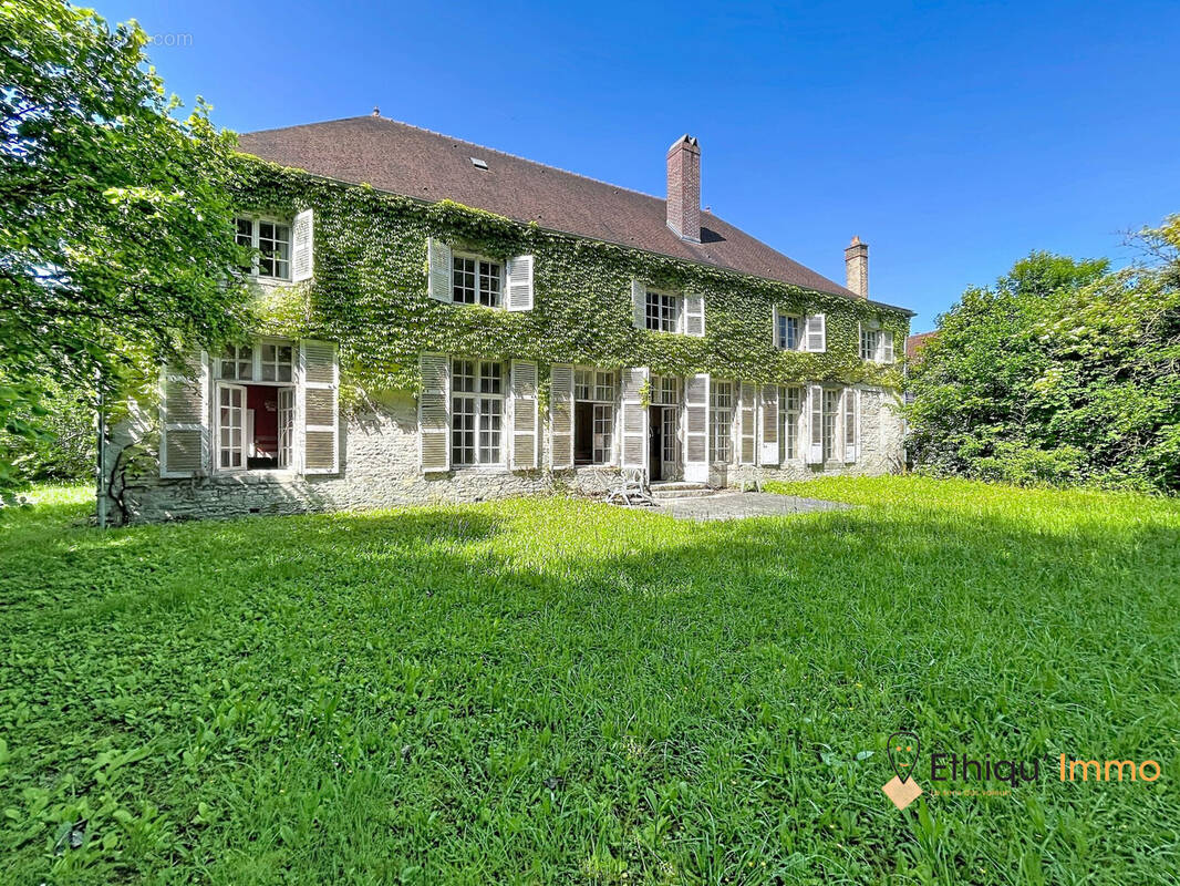Maison à BAYEL