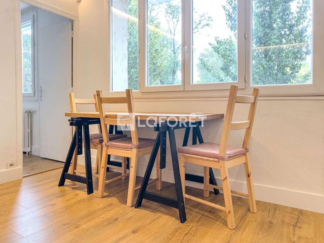 Appartement à SAINT-MARTIN-D'HERES