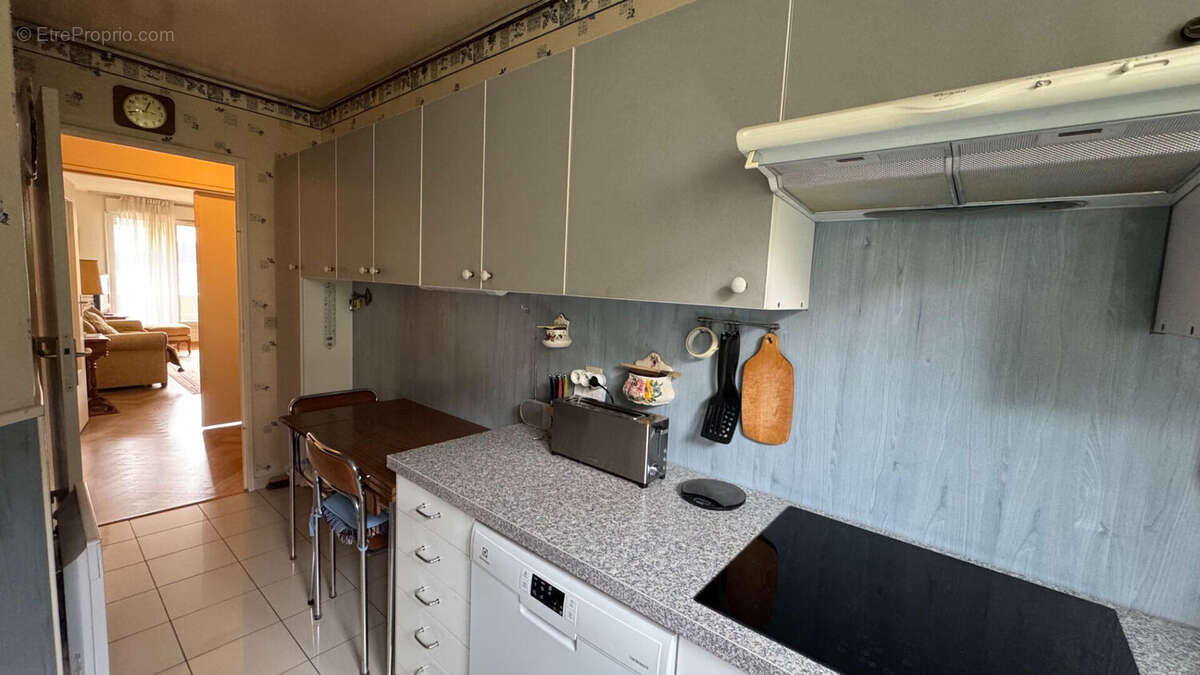 Appartement à PARIS-12E