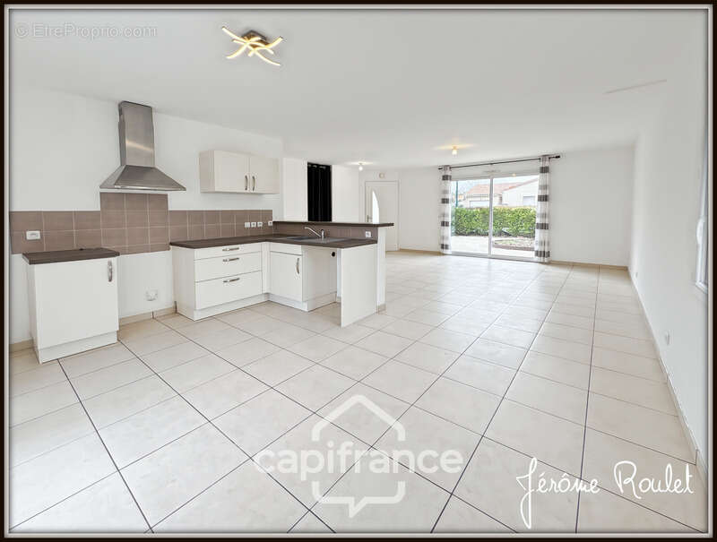 Maison à VOUNEUIL-SOUS-BIARD