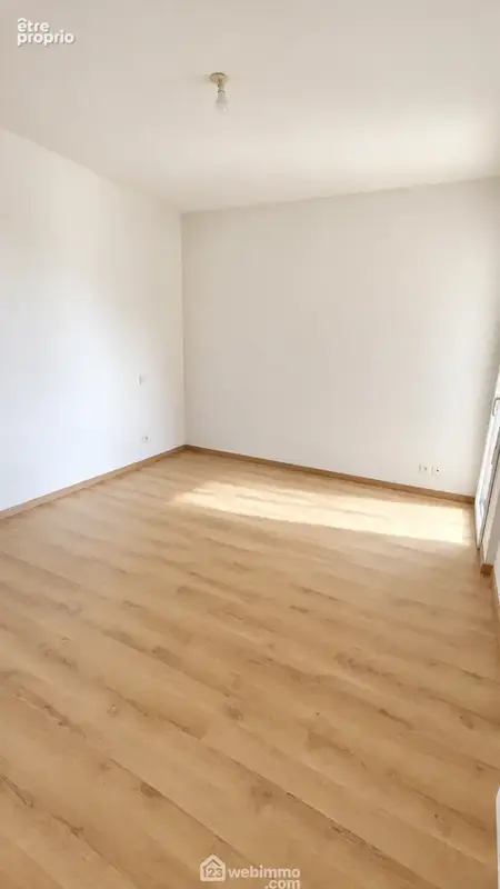 Appartement 2 pièces 49 m² à vendre à Mirepeix (64800) - photo 9