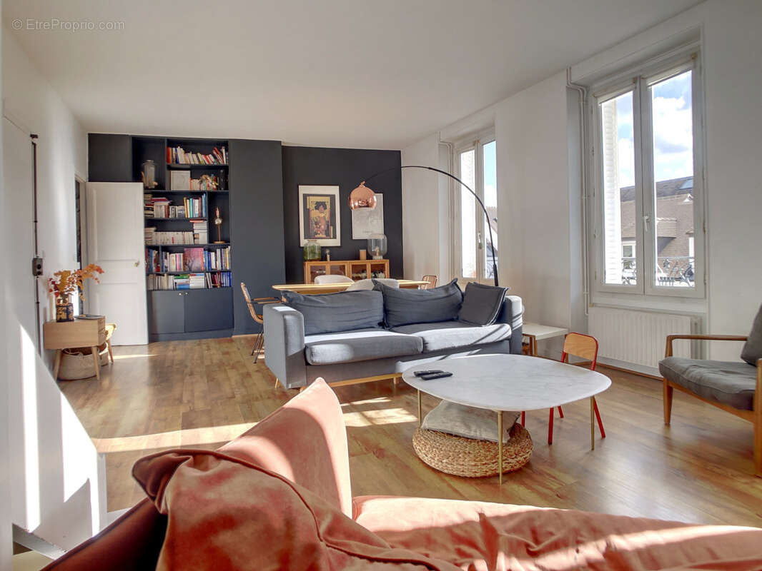 Appartement à RUEIL-MALMAISON