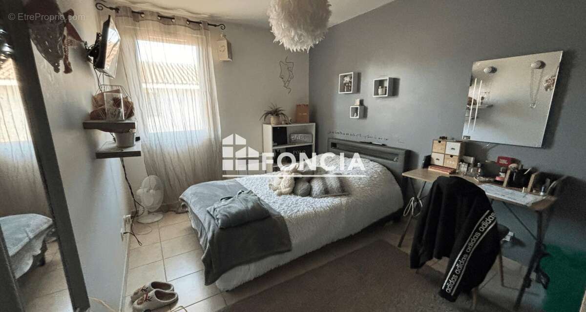 Appartement à PERTUIS