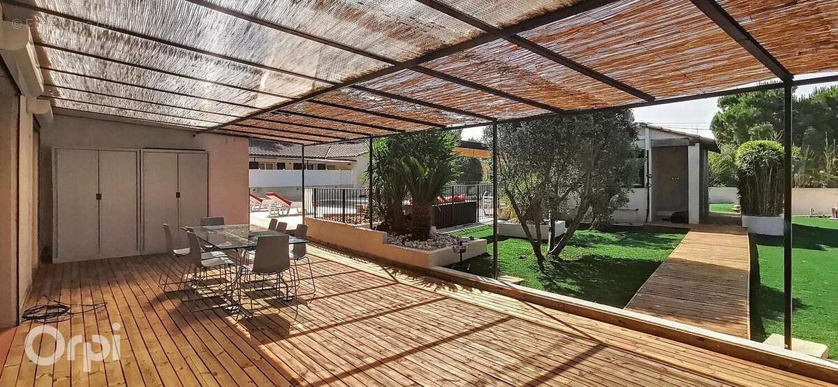 Maison à LA CADIERE-D'AZUR