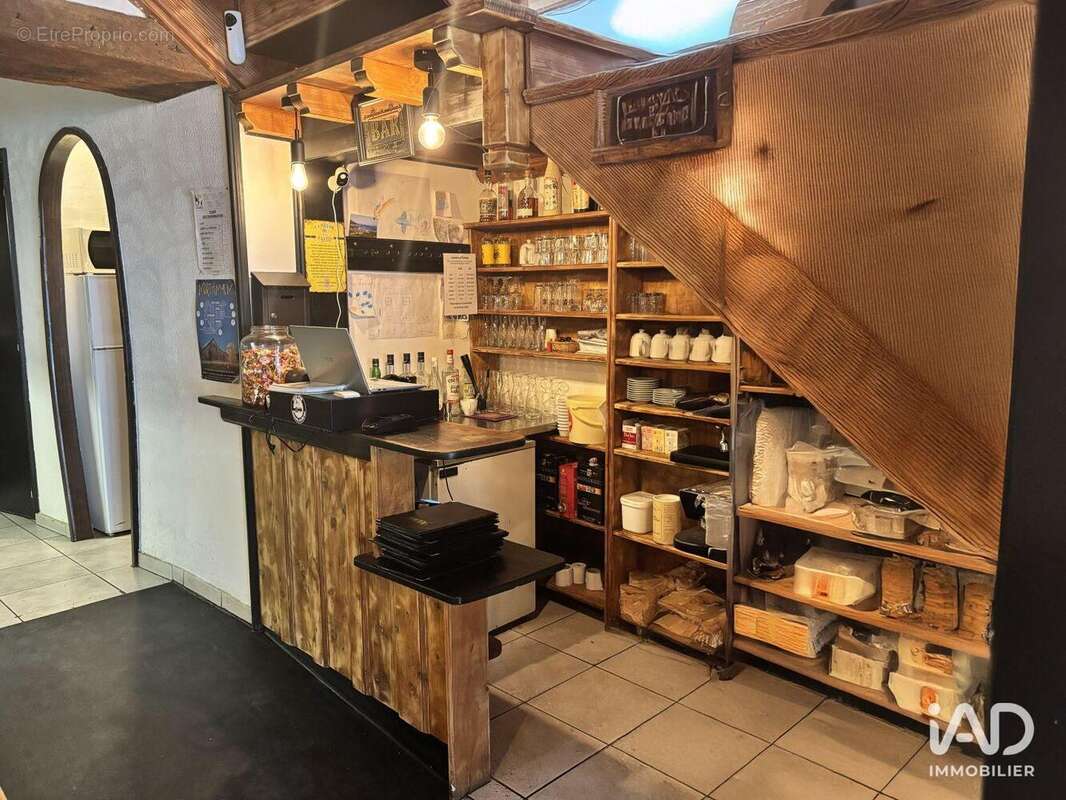 Photo 5 - Commerce à LES PIEUX
