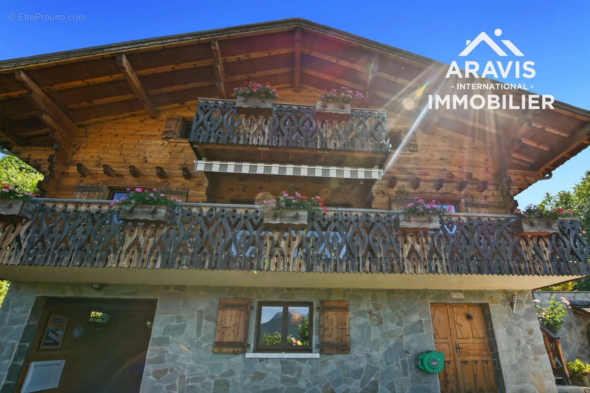 Maison à ARACHES-LA-FRASSE