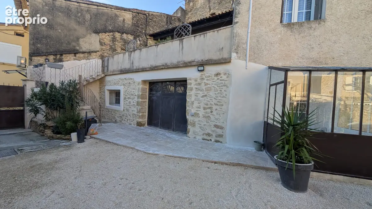 COURTHEZON- Maison 6 pièces140 m2 + garage - terrasse - cour - photo 5