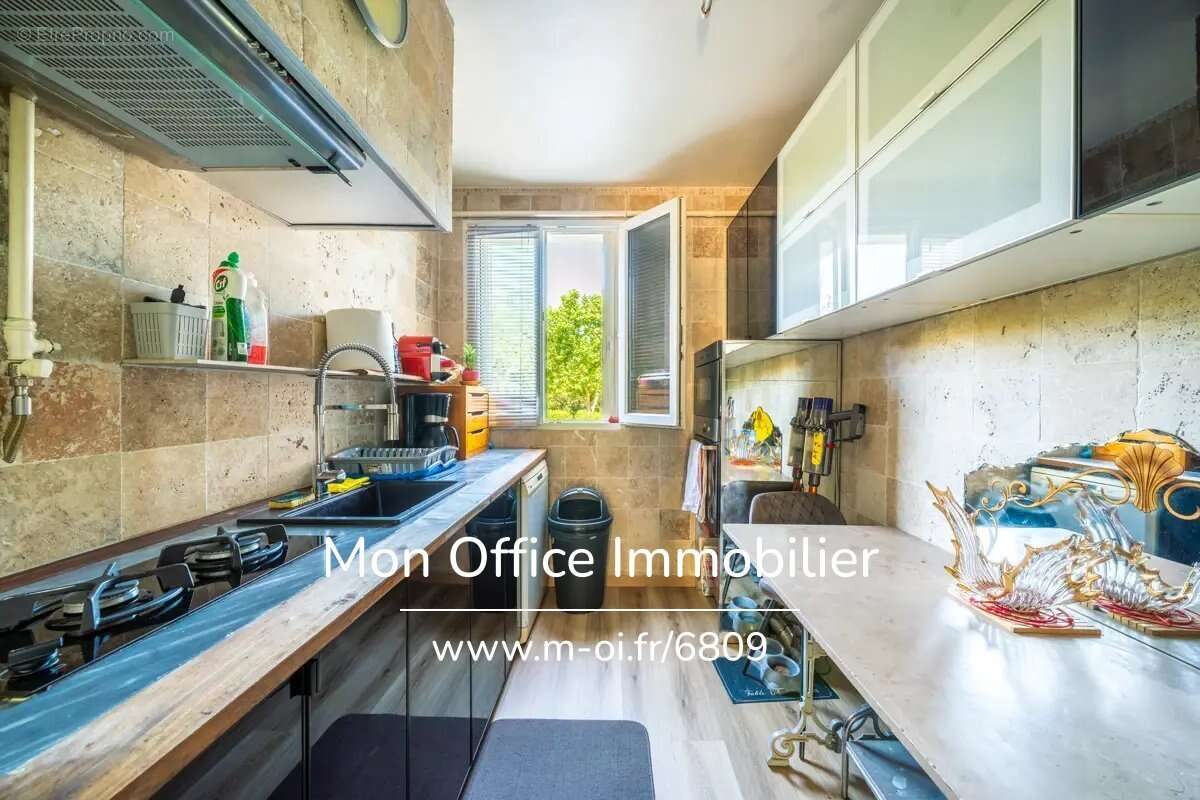 Appartement à MARSEILLE-10E