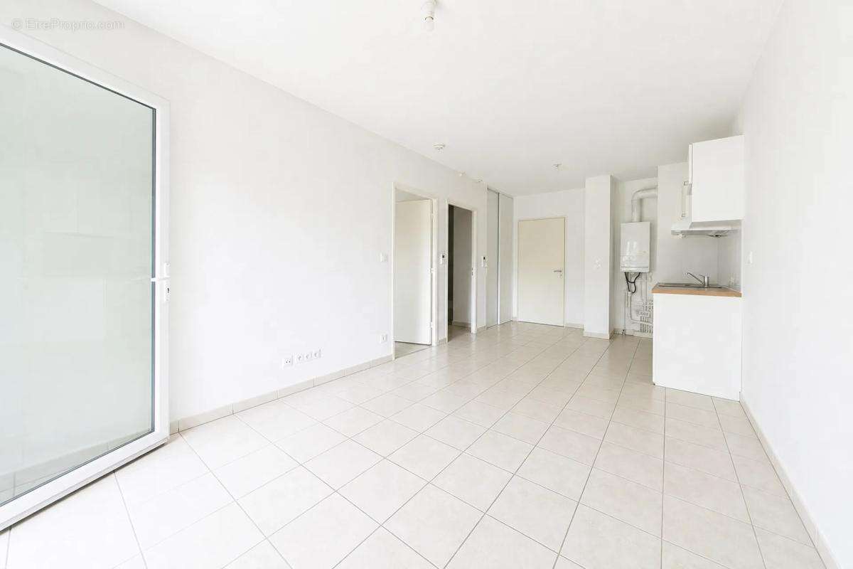 Appartement 2 pièces, copropriété PMR, avec terrasse et parking - photo 4