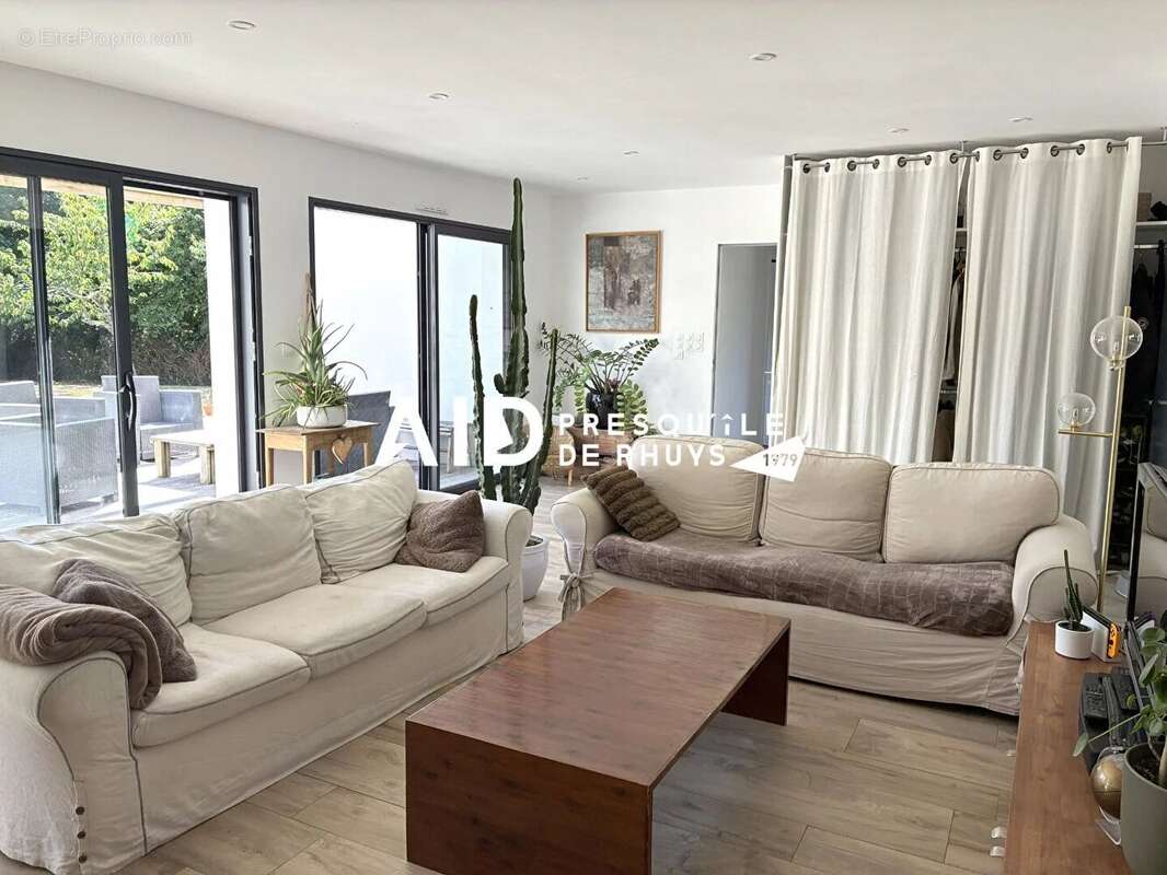 Maison Surzur 6 pièce(s) 150 m2 - photo 2