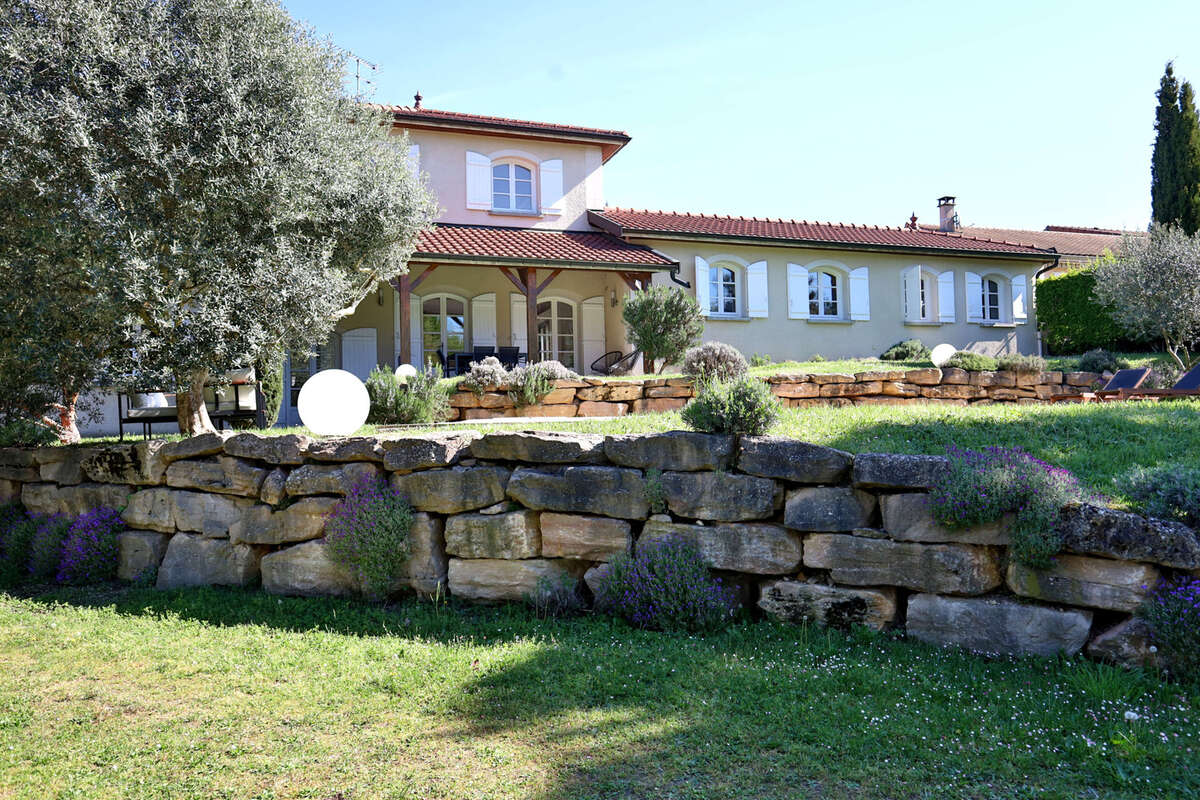 Maison à SAINT-GEORGES-D'ESPERANCHE