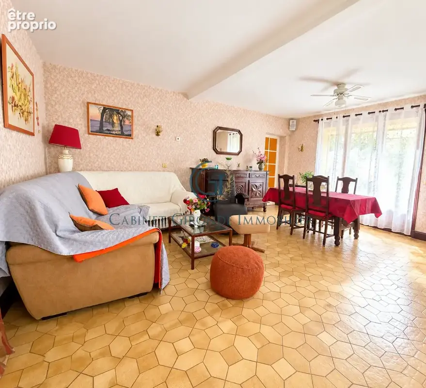 Arveyres maison pierre 130 m2 - 2 chambres - bureau -  garage-  jardin intime - photo 4