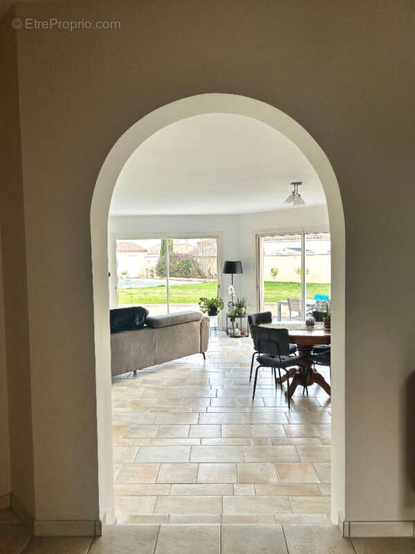 Maison à VILLEMOUSTAUSSOU