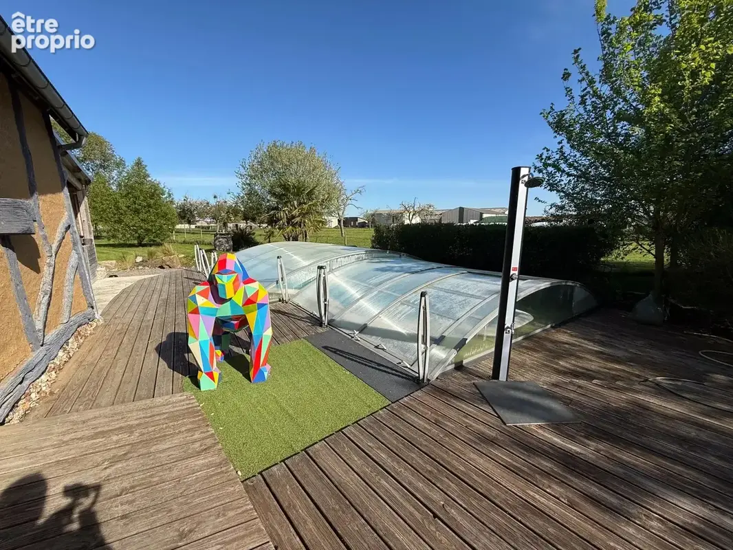 4700 - maison avec piscine et son parc de 4180 m² - photo 2