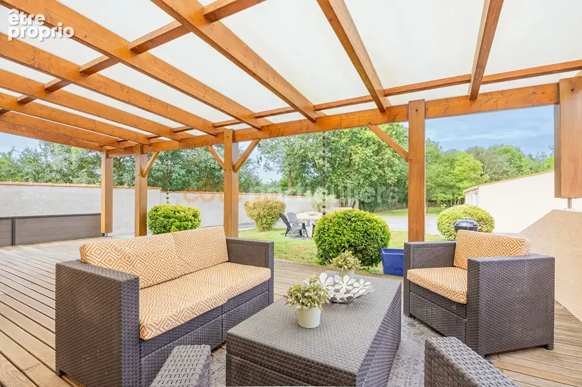 Saint-jean-de-boiseau -- maison 6 pieces -- 132 m2 -- 4 chambres -- terrasse avec pergola  -- grand jardin - photo 2