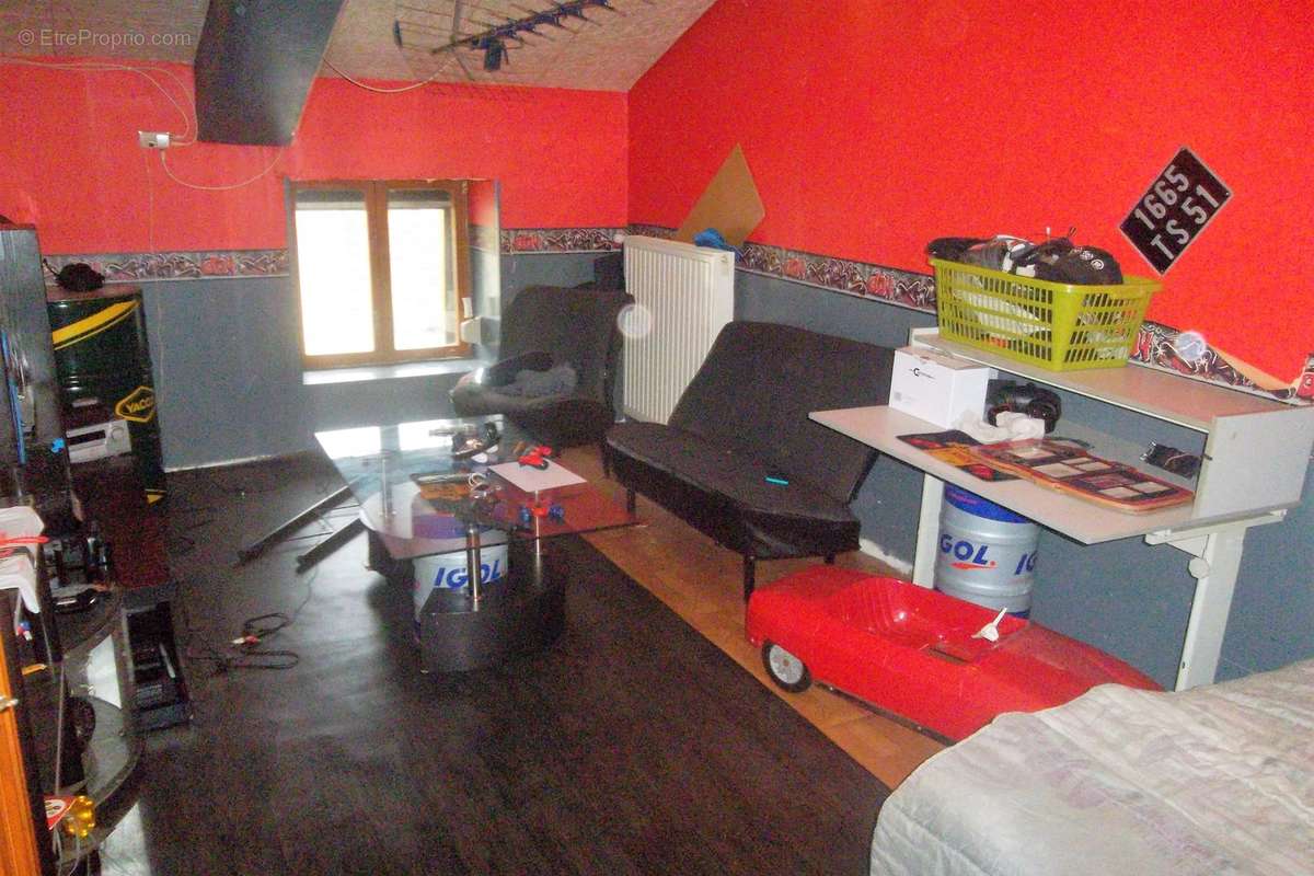 Maison à GESPUNSART