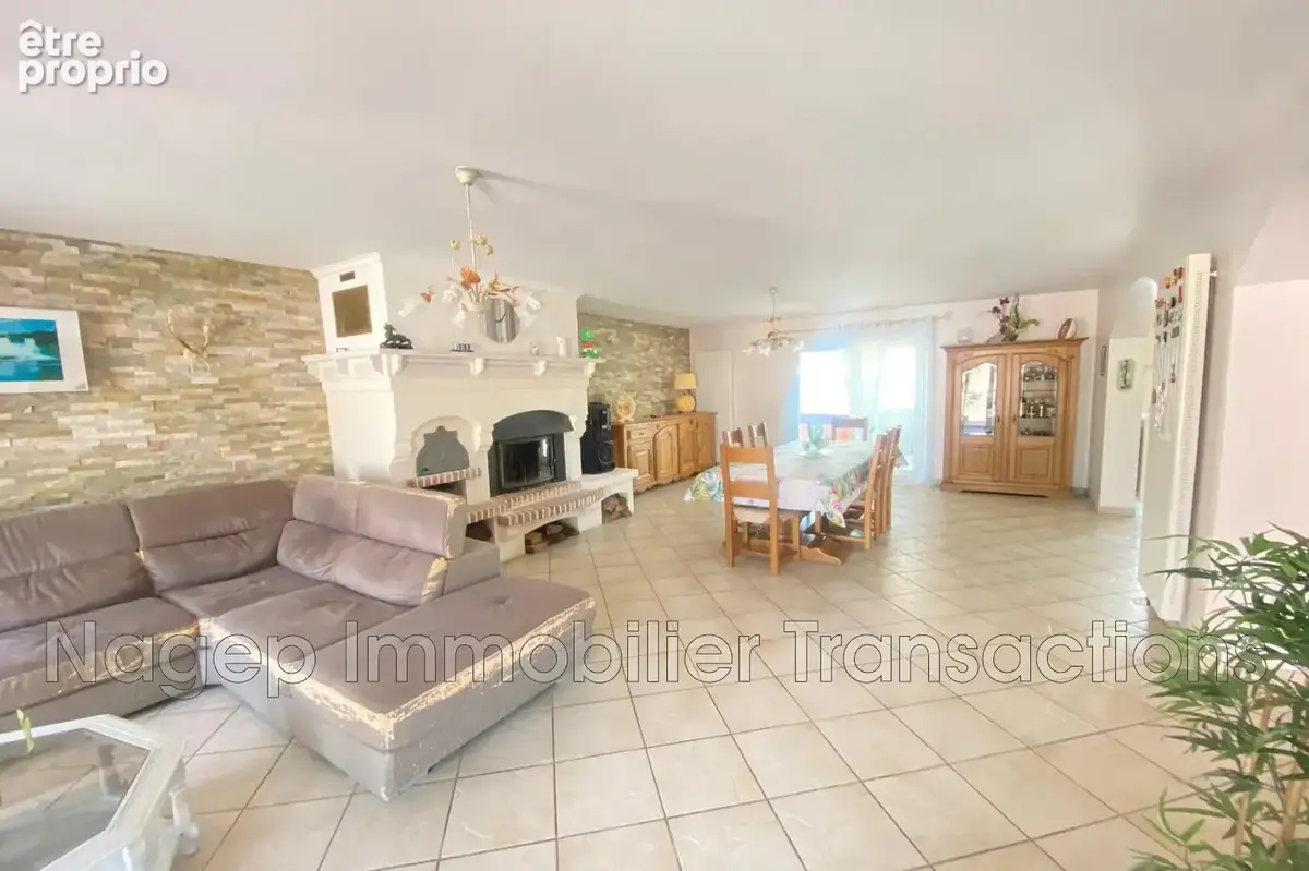 Maison 7 pièces 187 m² à vendre à Saint-Felix (03260) - photo 8