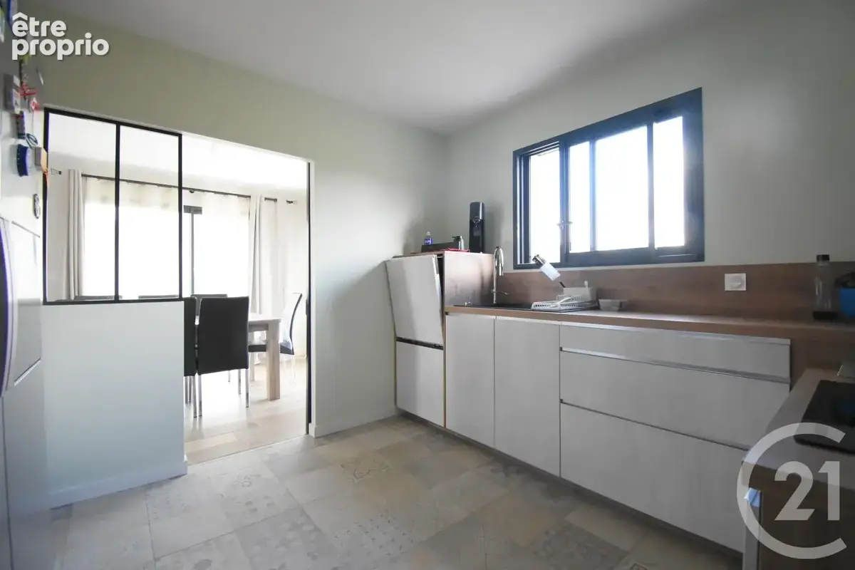 Maison 4 pièces 114 m² à vendre à Saint-Remy-En-Rollat (03110) - photo 8