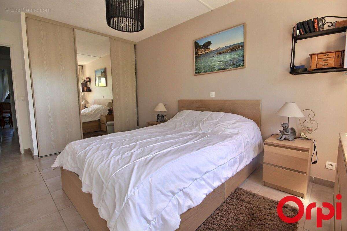 Appartement à MARSEILLE-11E