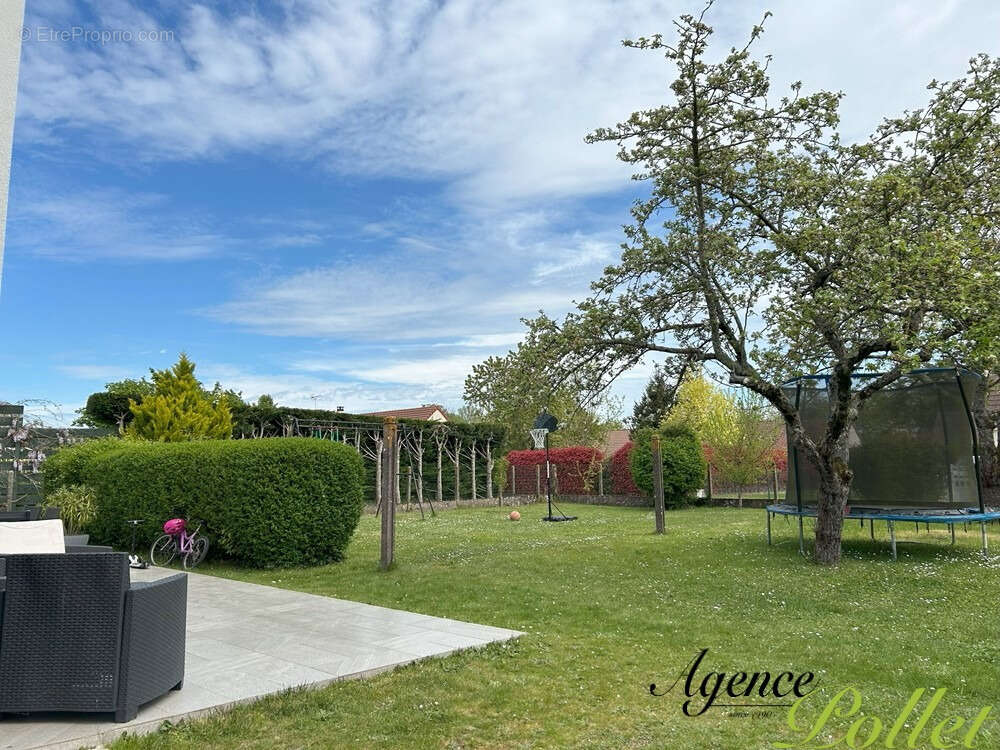 Maison à AUBIGNY-SUR-NERE