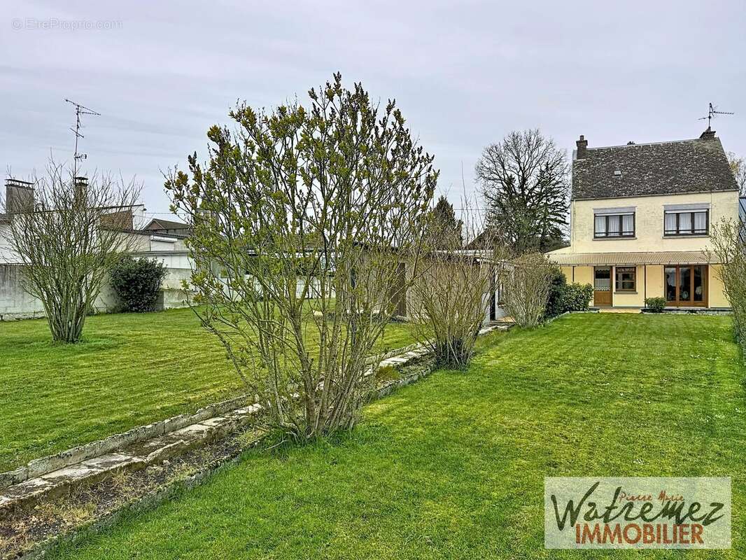 Maison à LE CATEAU-CAMBRESIS