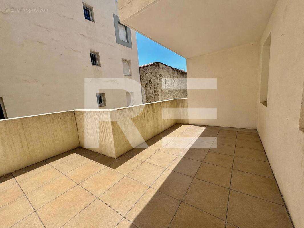 Appartement à NIMES