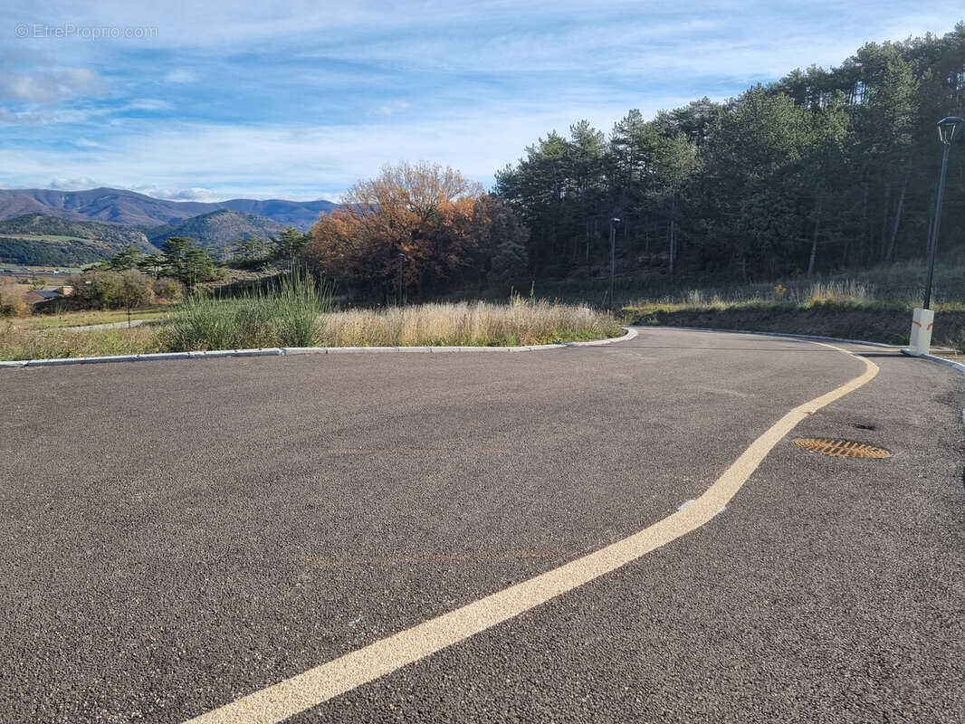 Terrain à AUBIGNOSC