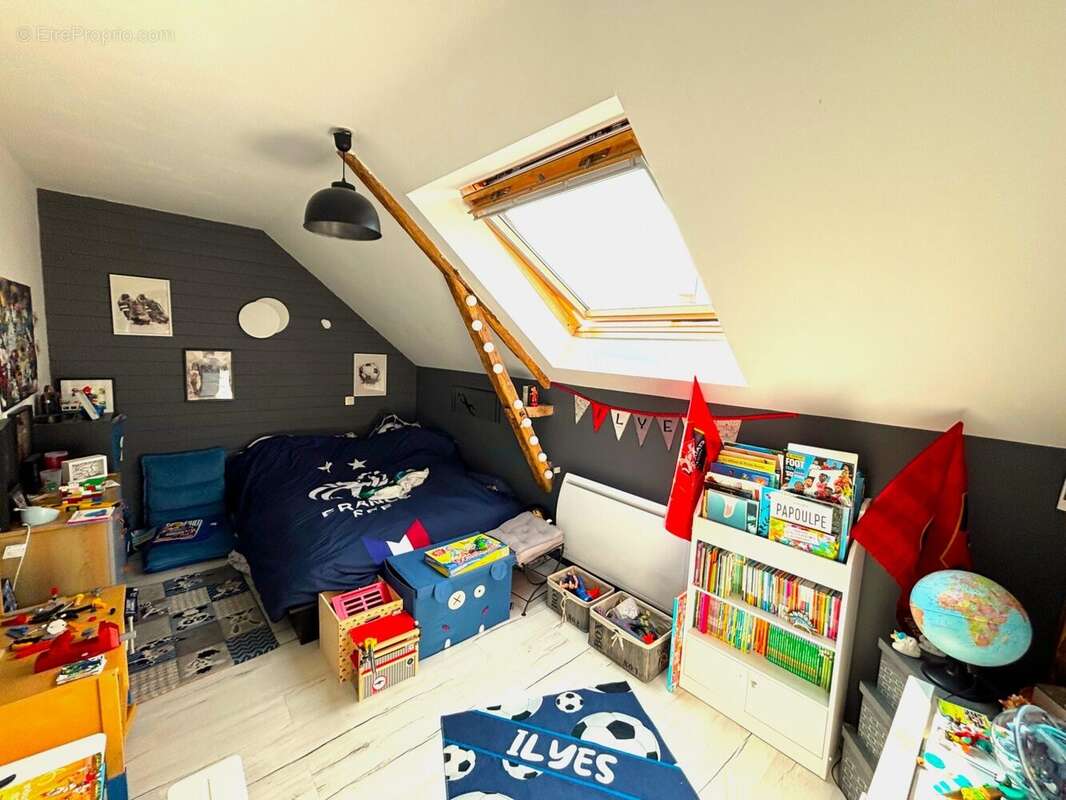 Maison à LA CHAPELLE-BOUEXIC