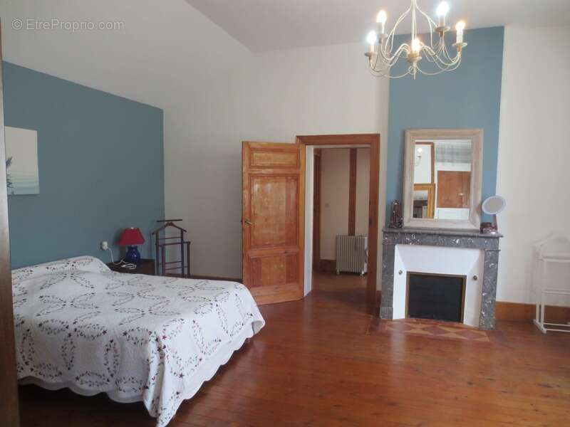 Maison à CLERMONT-DESSOUS