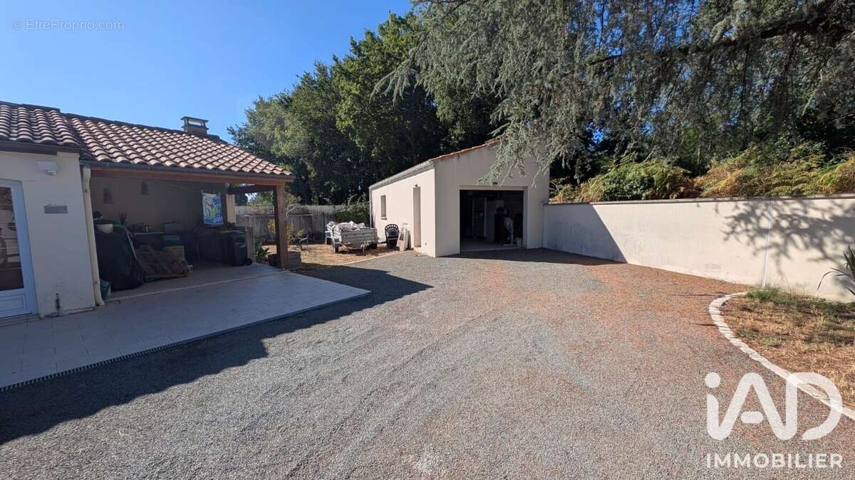 Maison 122 m² à La Tremblade  - photo 3