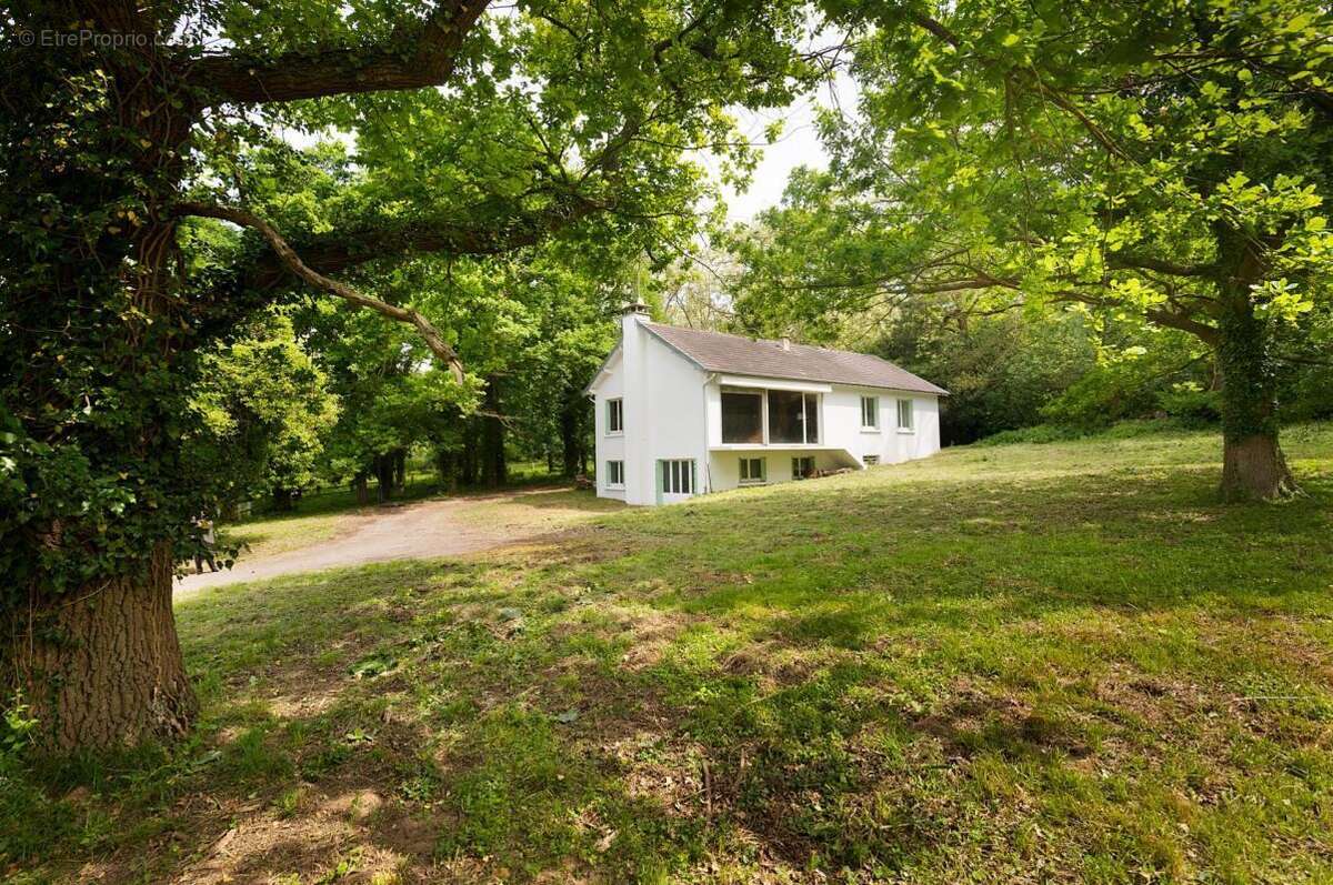 Maison à AUVERS-SUR-OISE