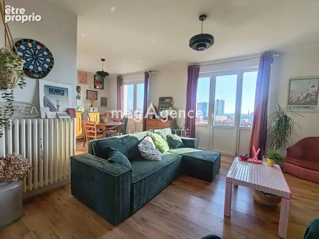 Coup de cœur assuré ! Appartement lumineux au dernier étage avec vue dégagée - photo 2