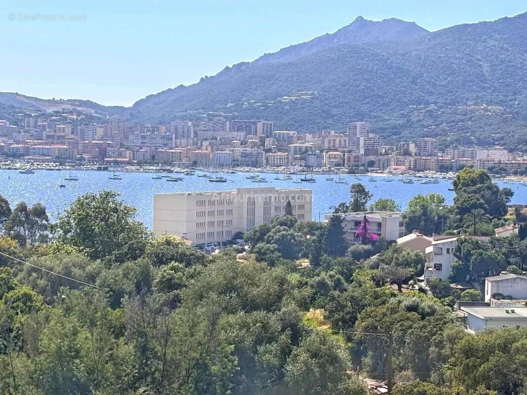 Appartement à AJACCIO