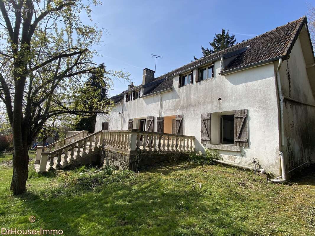 Maison 161 m² à Licheres-Sur-Yonne  - photo 11