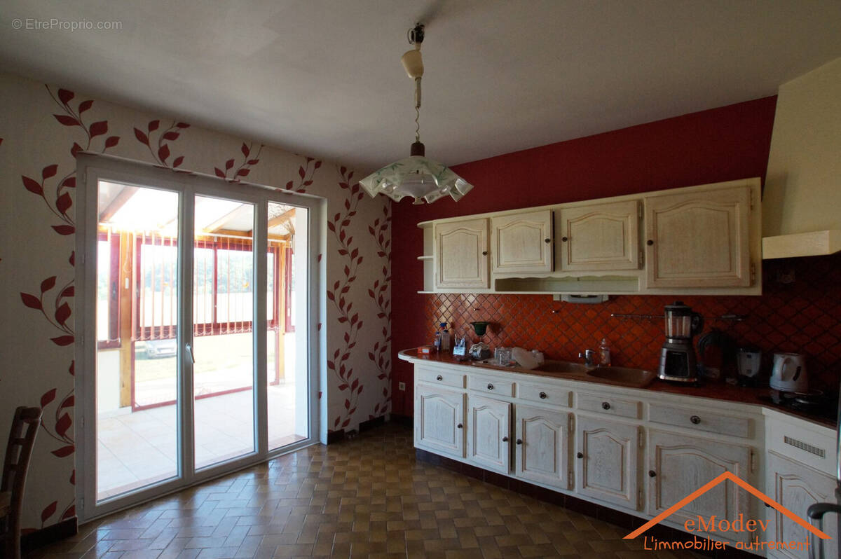 Maison à FONTAINE-LES-LUXEUIL